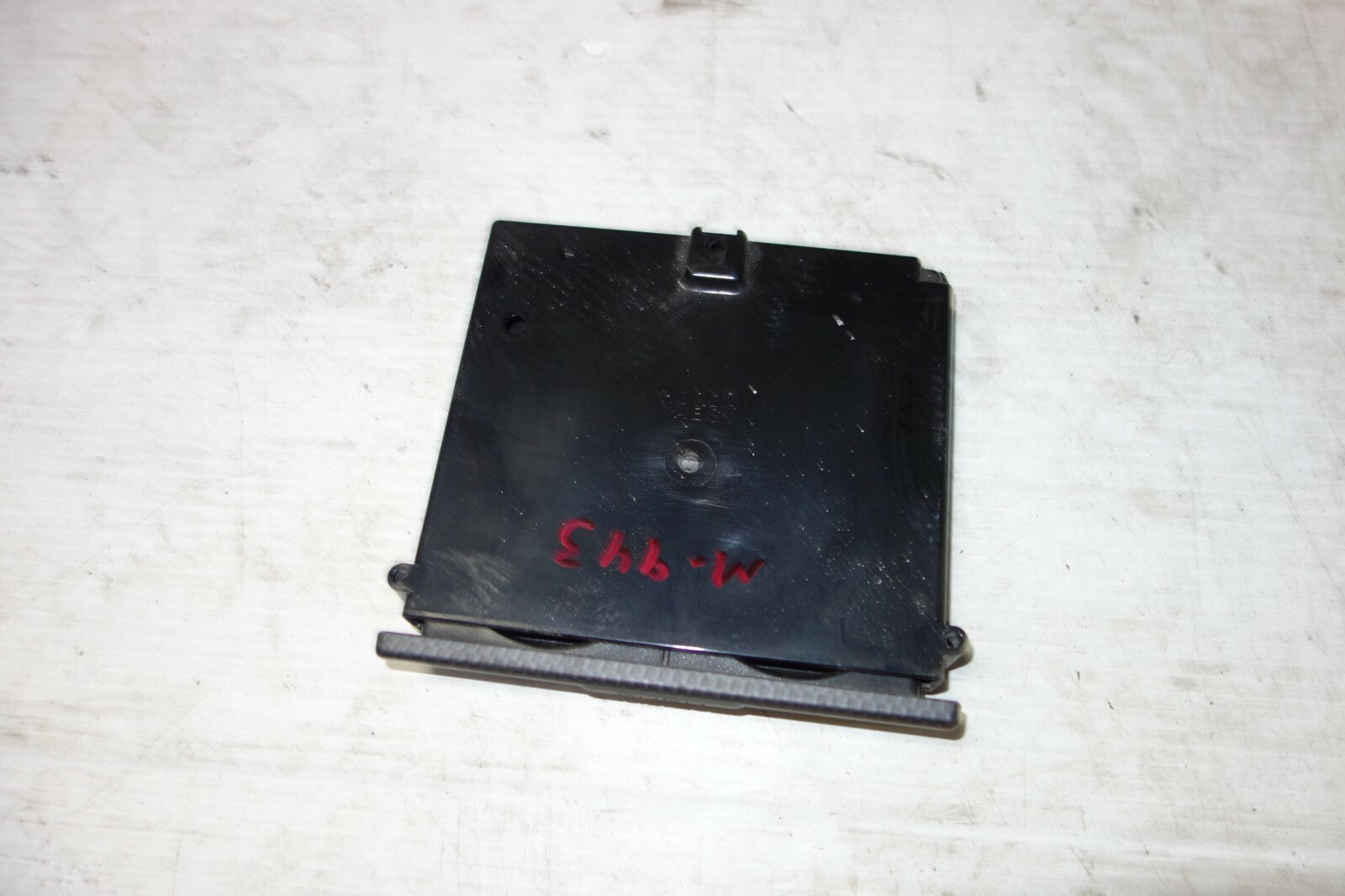 JDM 1994-2001 ACURA INTEGRA TYPE R DC2 OEM CENTER CONSOLE CARBON CUP HOLDER