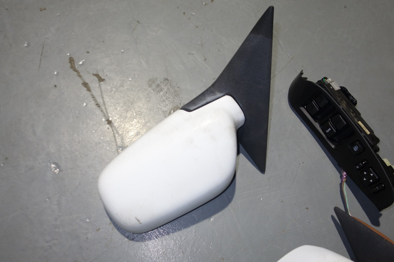 JDM Subaru Legacy Mirrors Power Folding Switch BH5/BE5 Left Right 2000-2004