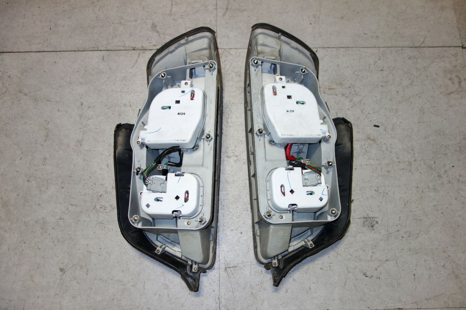 JDM Honda Legend KA7 Tail Lights Lamps OEM 1991-1995 Sedan 4-Door Left + Right