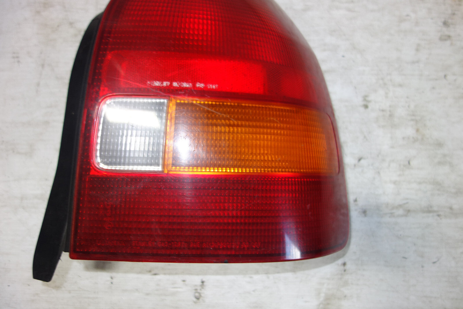 JDM Honda Civic Taillight Right Side EK Hatchback 1996 1997 1998 1999 2000 OEM