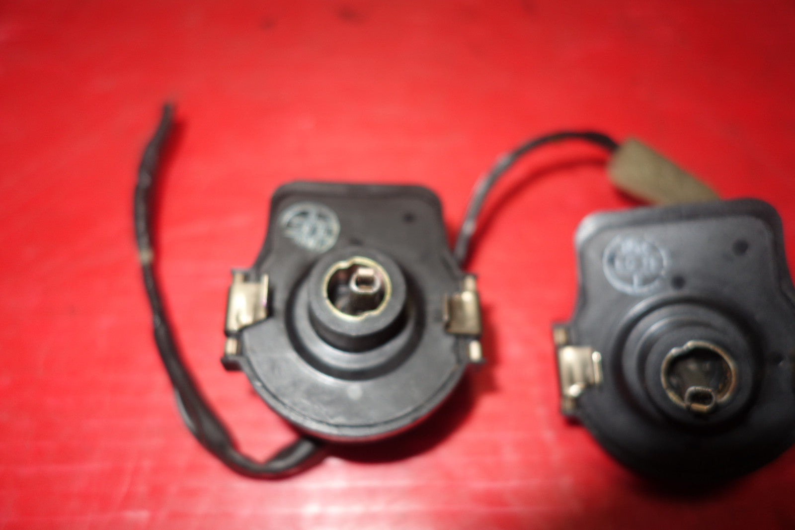 JDM Lexus LS430 OEM Air Actuator Absorber Control Pump 89242-30040 #JDJ