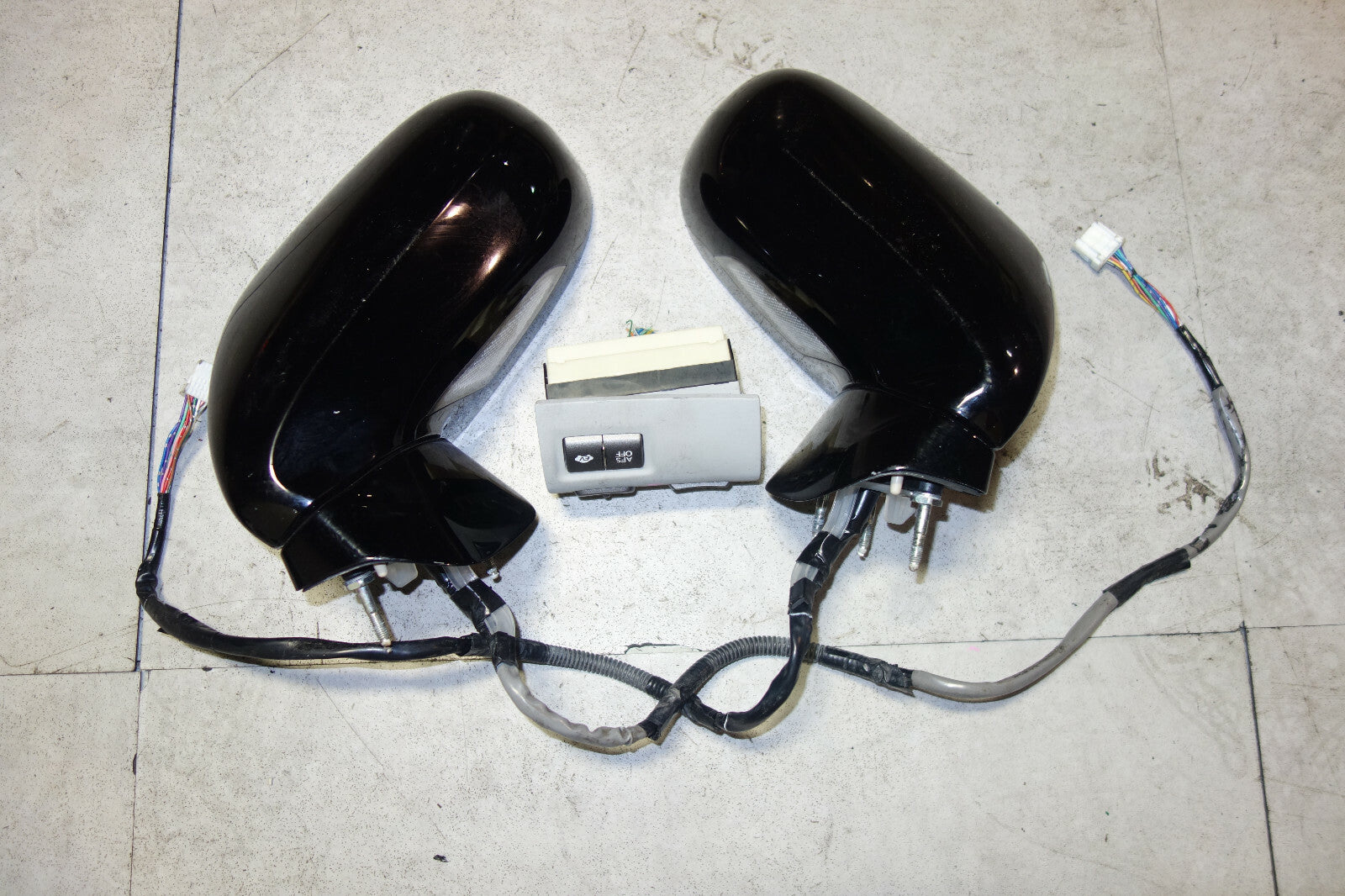 2007 2008 2009 Lexus LS460 Door Side Mirrors 12 wires Pair Left + Right JDM