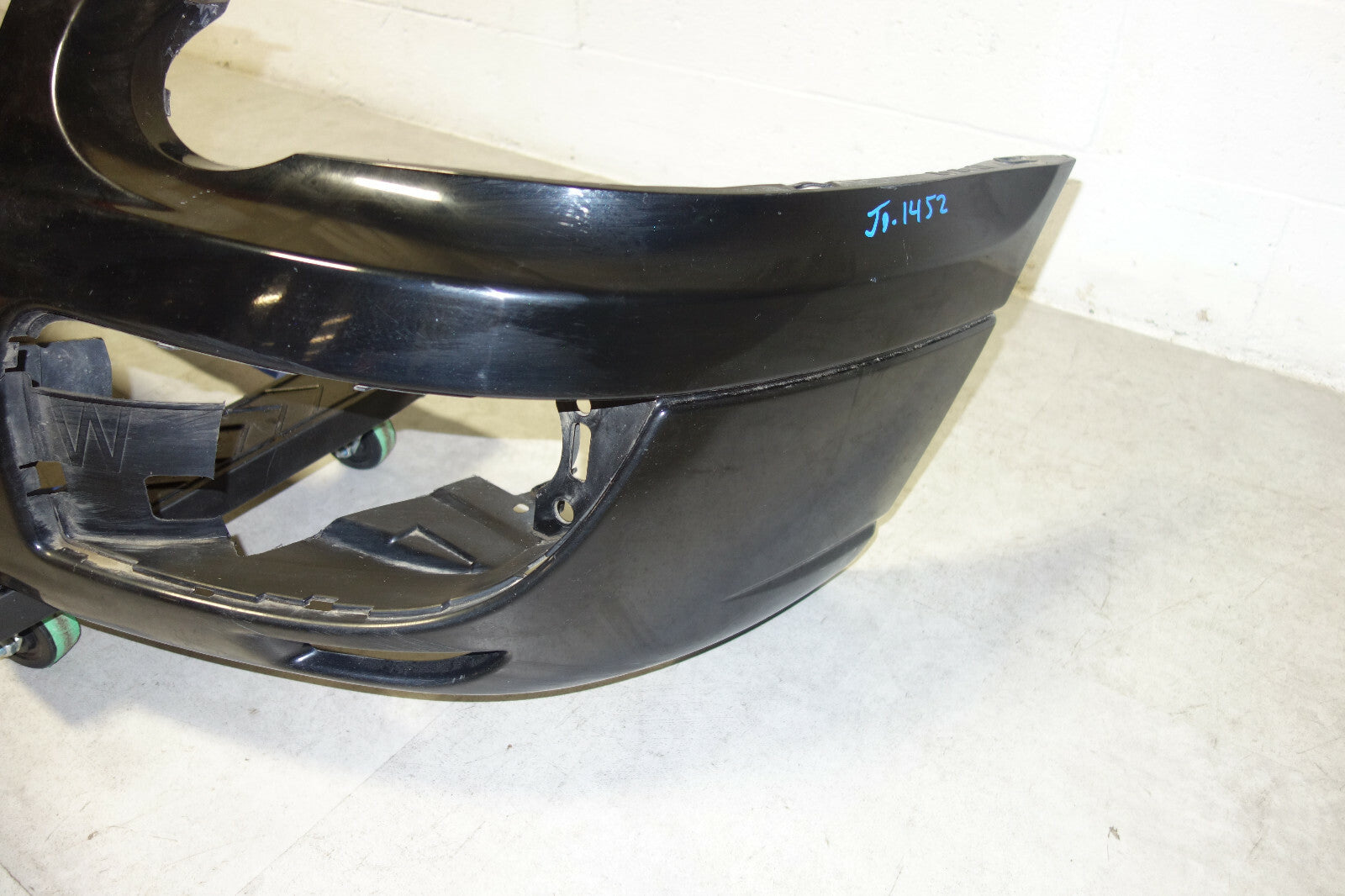 JDM Subaru Impreza WRX Outback Sport Wagon Front Bumper Fogs Hole 2004-2005 V8