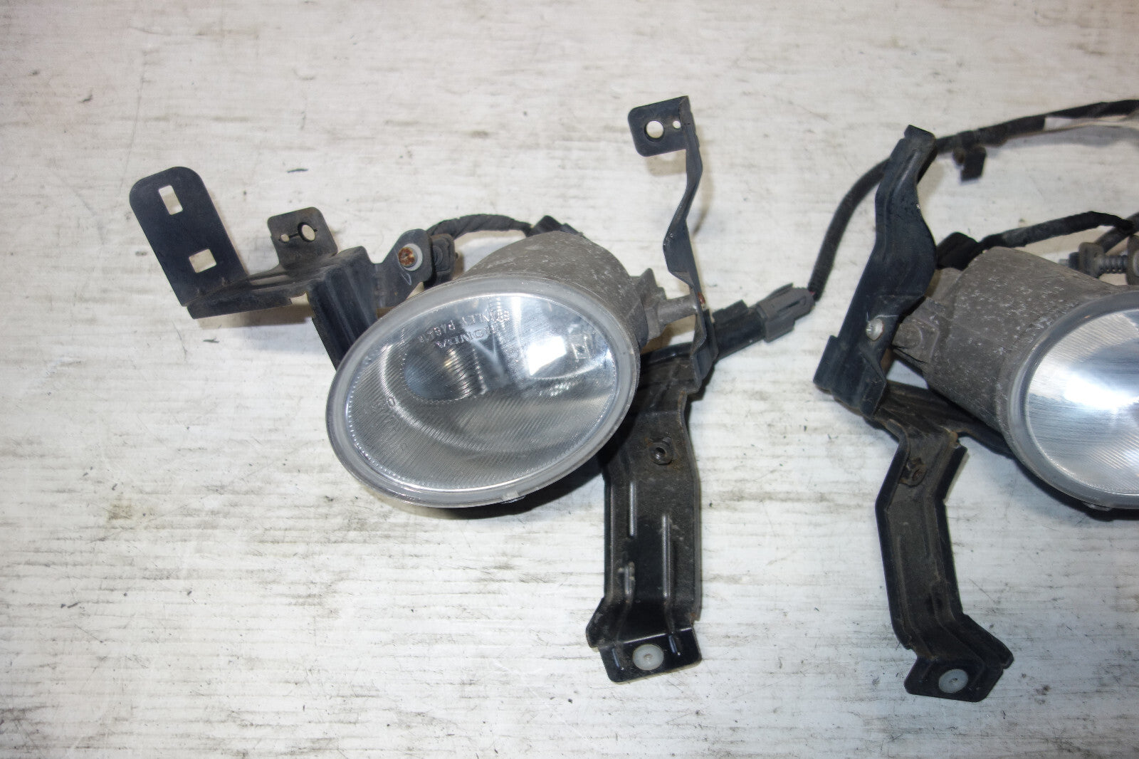 JDM Acura RL Fog Lights Driving Lamps 2005-2008 All Models OEM Stanley