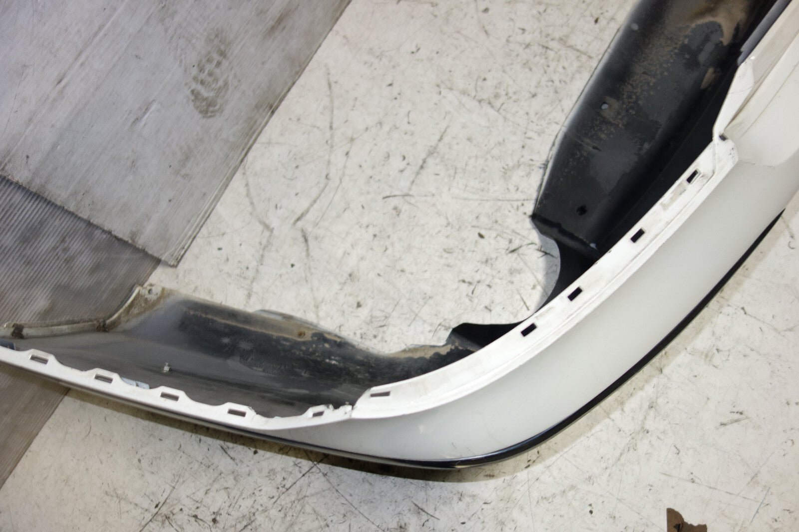Acura RL OEM Rear Bumper Cover Modulo Lip Base Elite Sedan 4-Door 2005-2008 JDM
