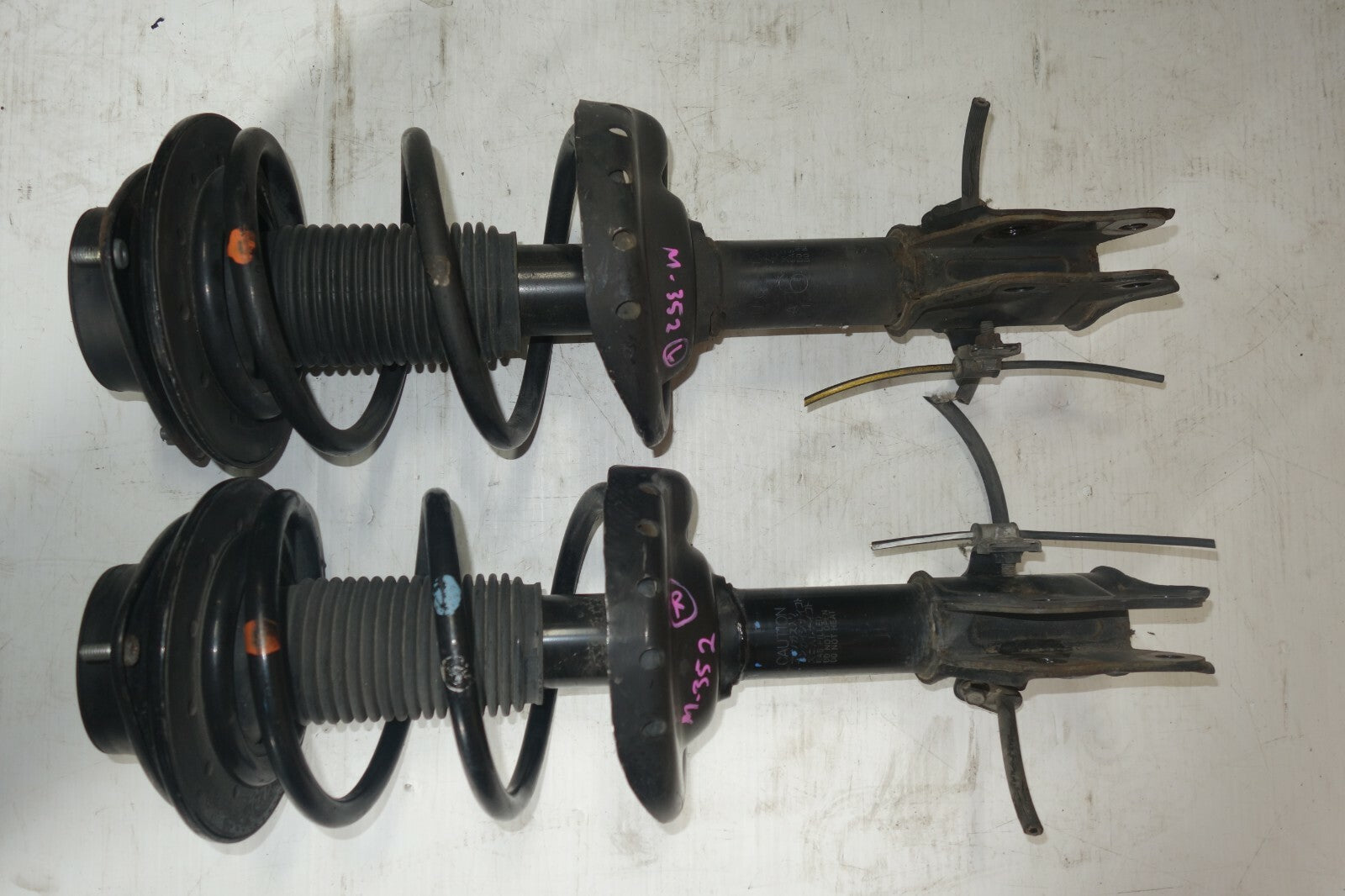JDM 2008-2014 SUBARU IMPREZA WRX OEM KYB FRONT SHOCKS STRUT COIL SPRING GENUINE