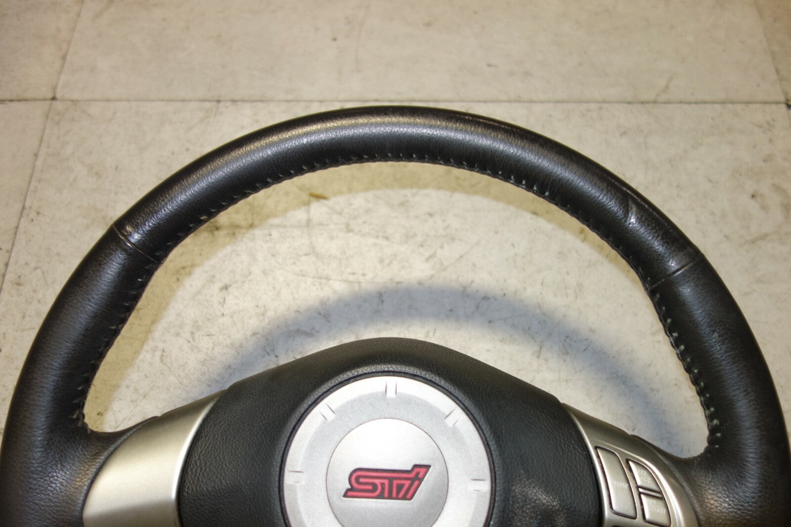 JDM 2008-2014 SUBARU IMPREZA WRX STI GRF GRB STEERING WHEEL & HUB STI V10 RARE