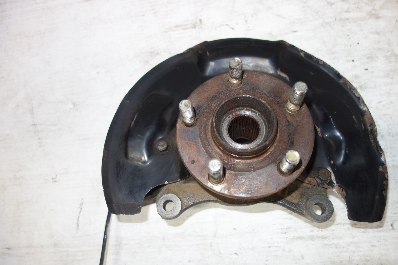 JDM 02-07 SUBARU IMPREZA WRX STI OEM FRONT RIGHT KNUCKLE SPINDLE HUB GENUINE