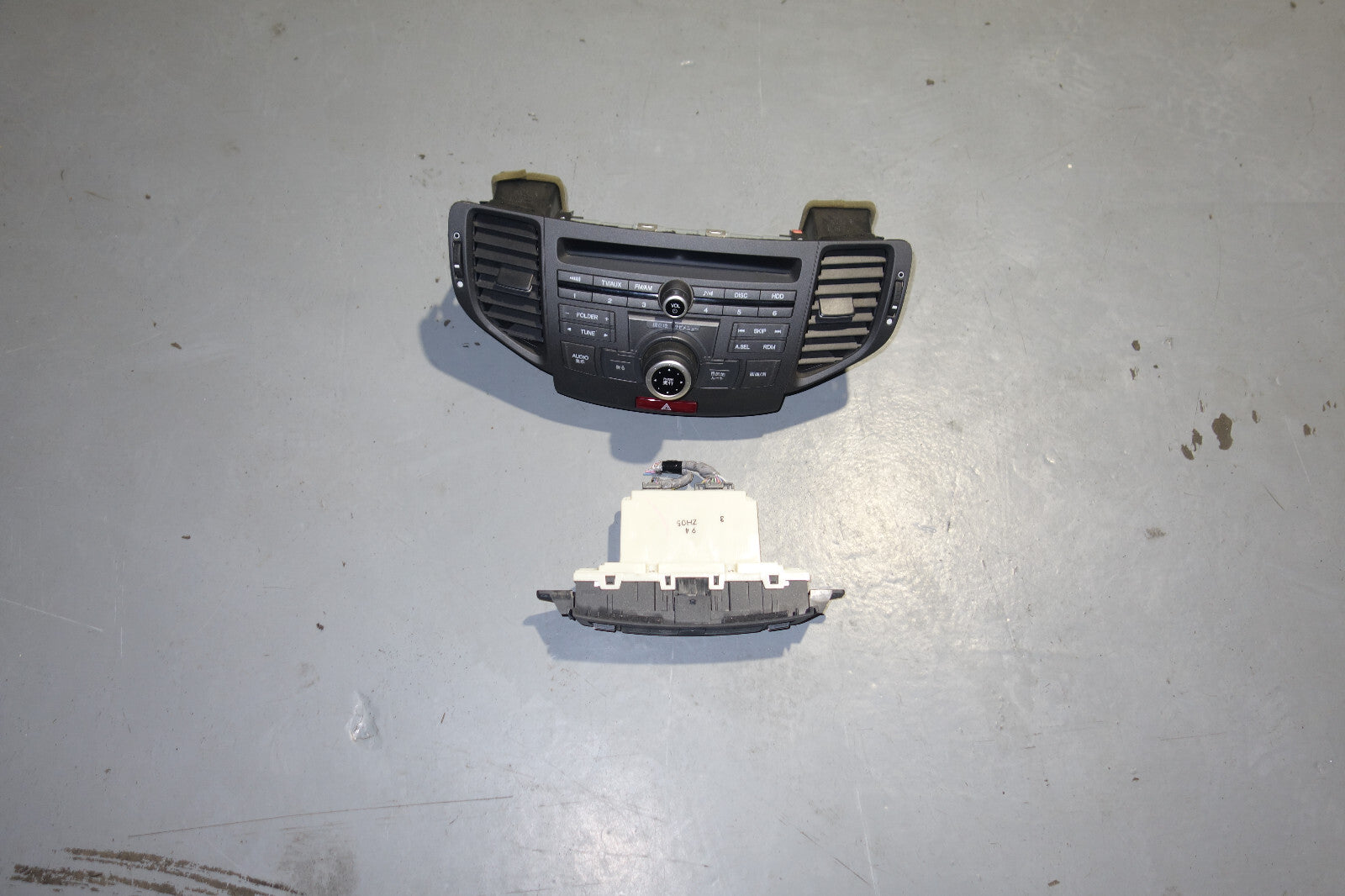 JDM Acura TSX  Center Console Air Vent CW2 77610-TL0A Honda Accord 2009-2014