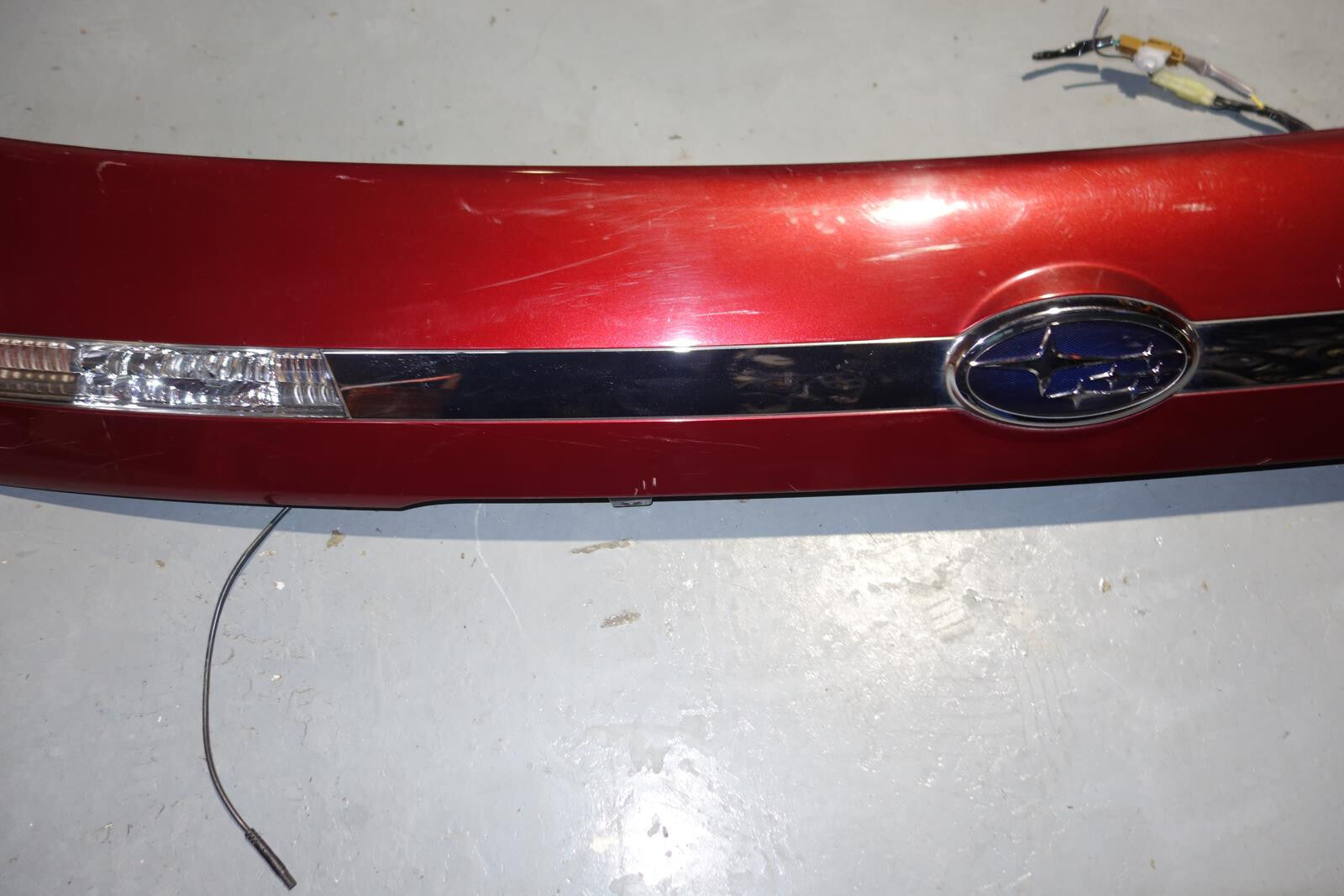 JDM Subaru Legacy Outback BP  Rear Center Garnish Tail Lights Reverse 2005-2009