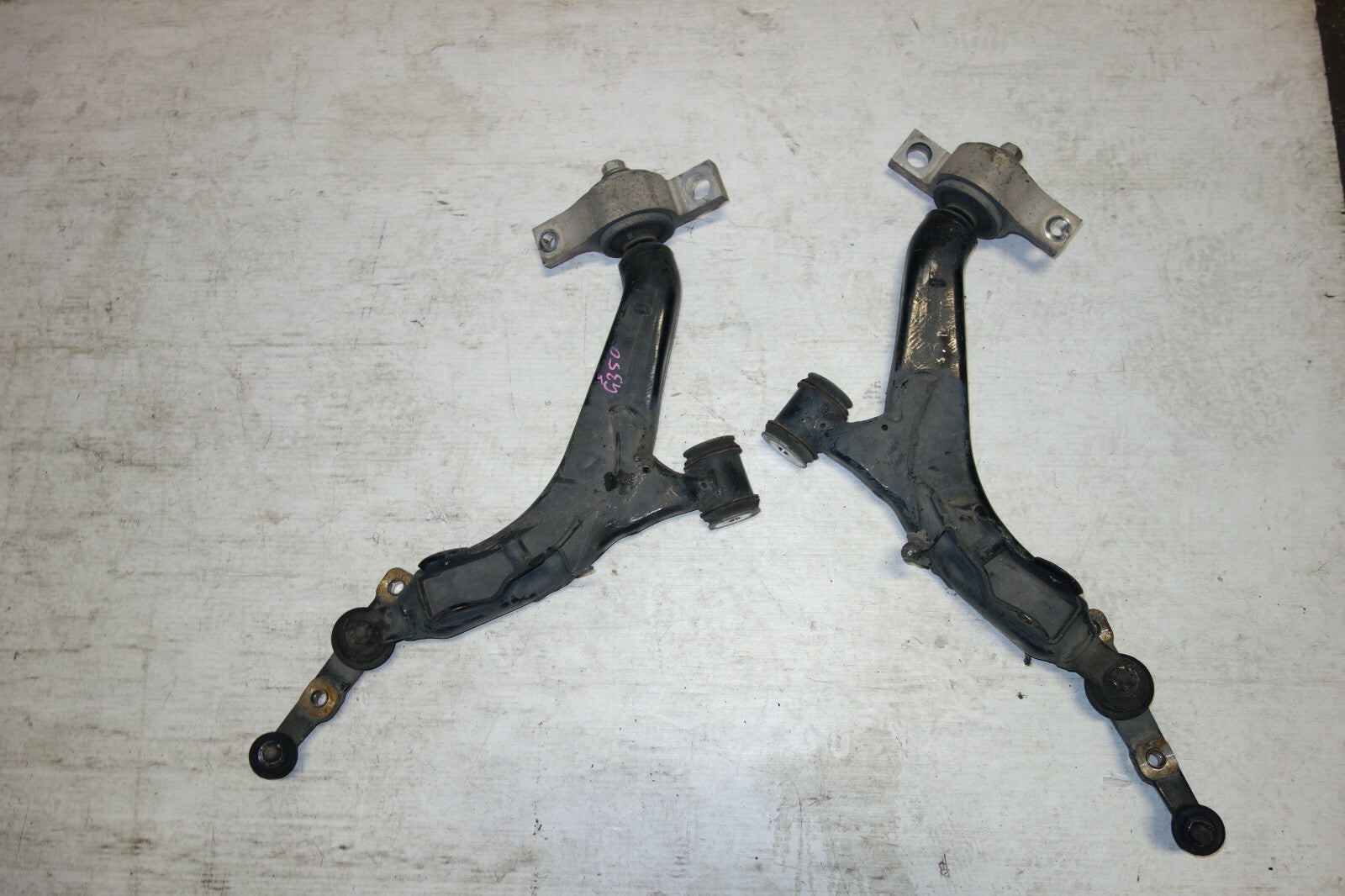 JDM Lexus GS350 GS300 RWD Front Lower Control Arms & Ball Joints 2006-2011