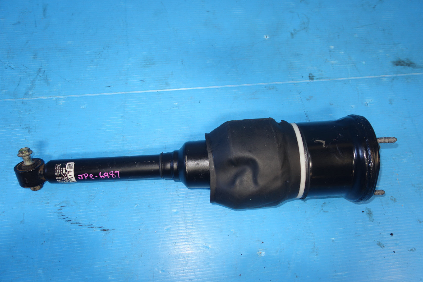 Lexus LS430 Front Right Passenger Side Air Shock Strut Absorber 2004-2006 JDM