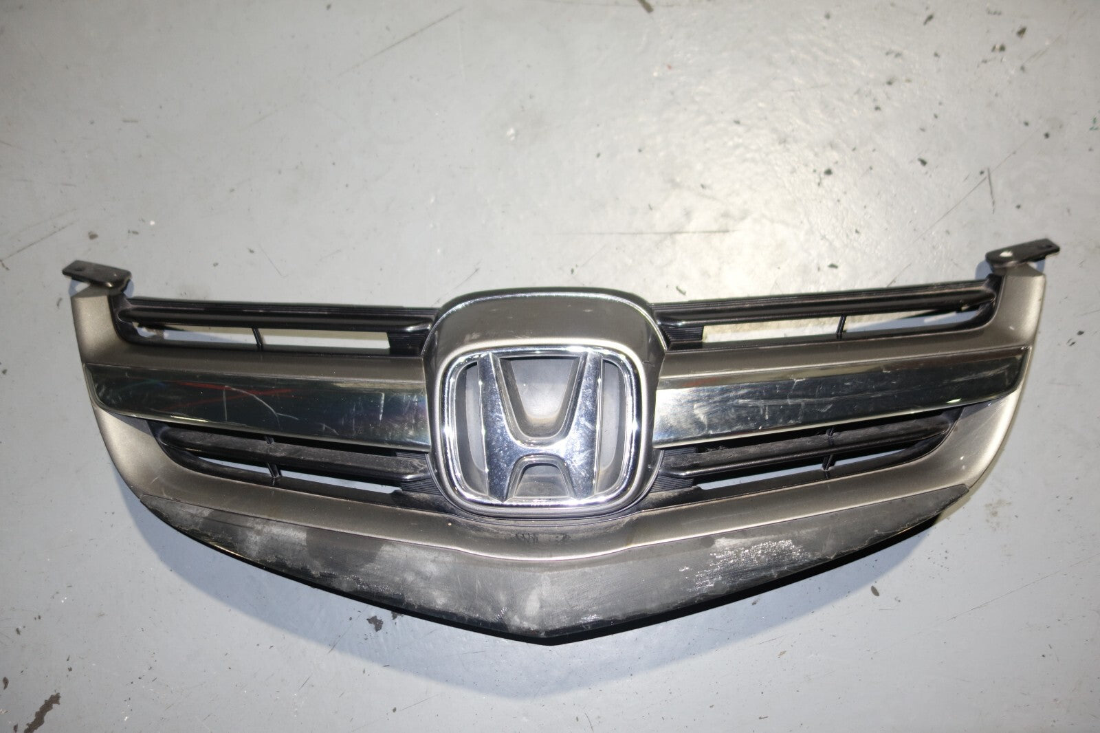 JDM 2005-2008 ACURA RL KB1 OEM FRONT GRILLE HONDA LEGEND KB1 GRILL