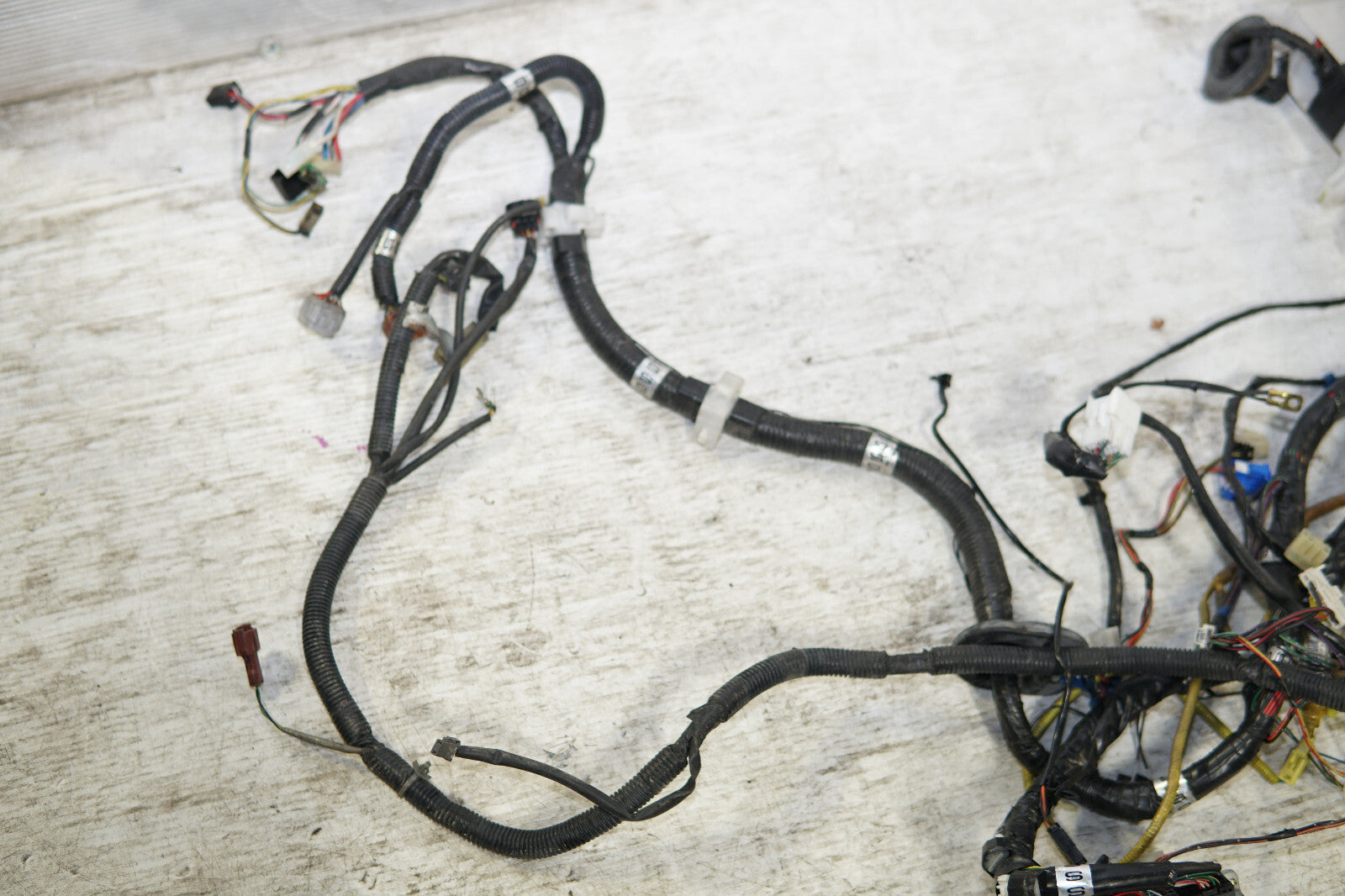 JDM Subaru Forester STi SF5 EJ205 Turbo Computer Wire Harness Wiring 1001079000