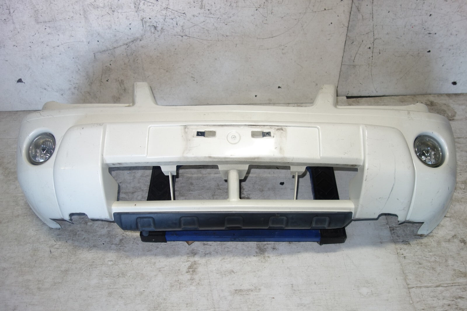 JDM Nissan X-Trail GT OEM Front Bumper Cover Fog Lights PNT30 2000-2006 #6618