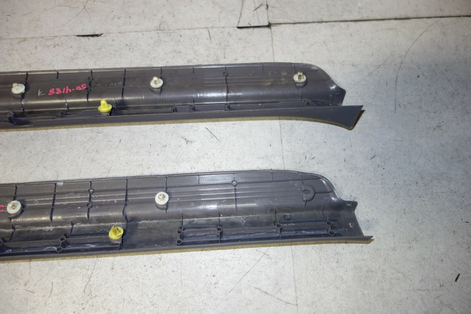 JDM 2001-2005 TOYOTA CELICA GT GT-S OEM DOOR SILLS TRIM SCUFF PLATES SIDE STEPS