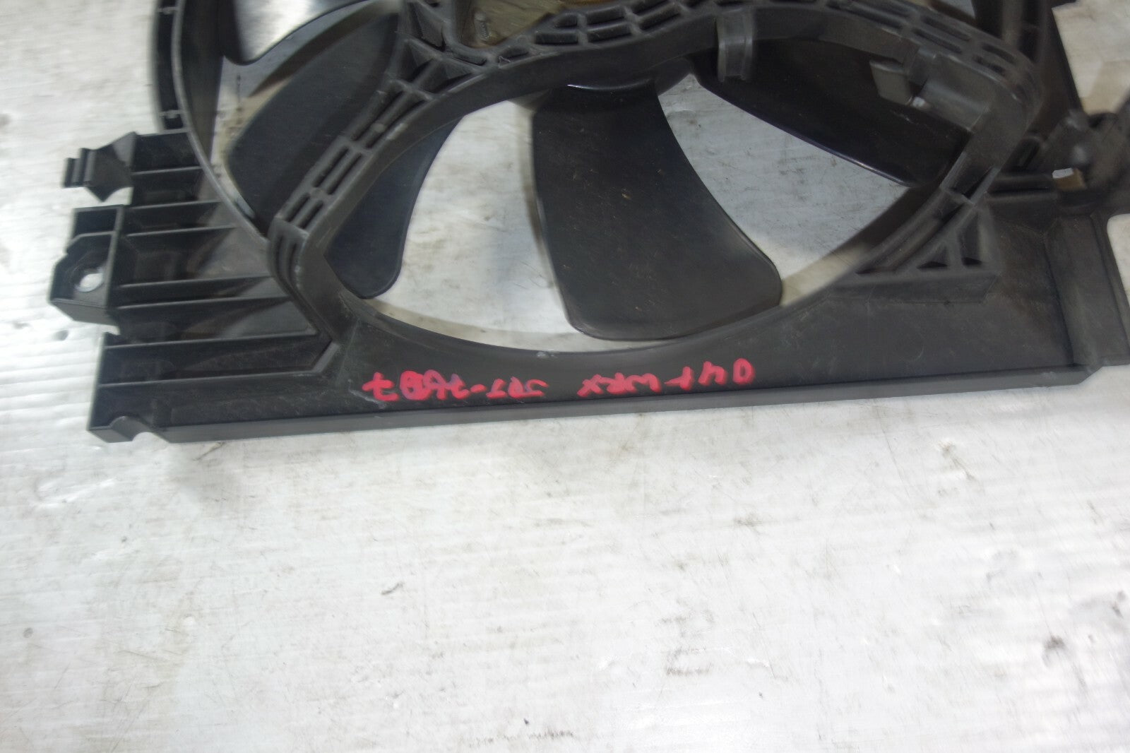 JDM SUBARU IMPREZA WRX ENGINE RADIATOR COOLING FAN ASSEMBLY SHROUD 2002-2007