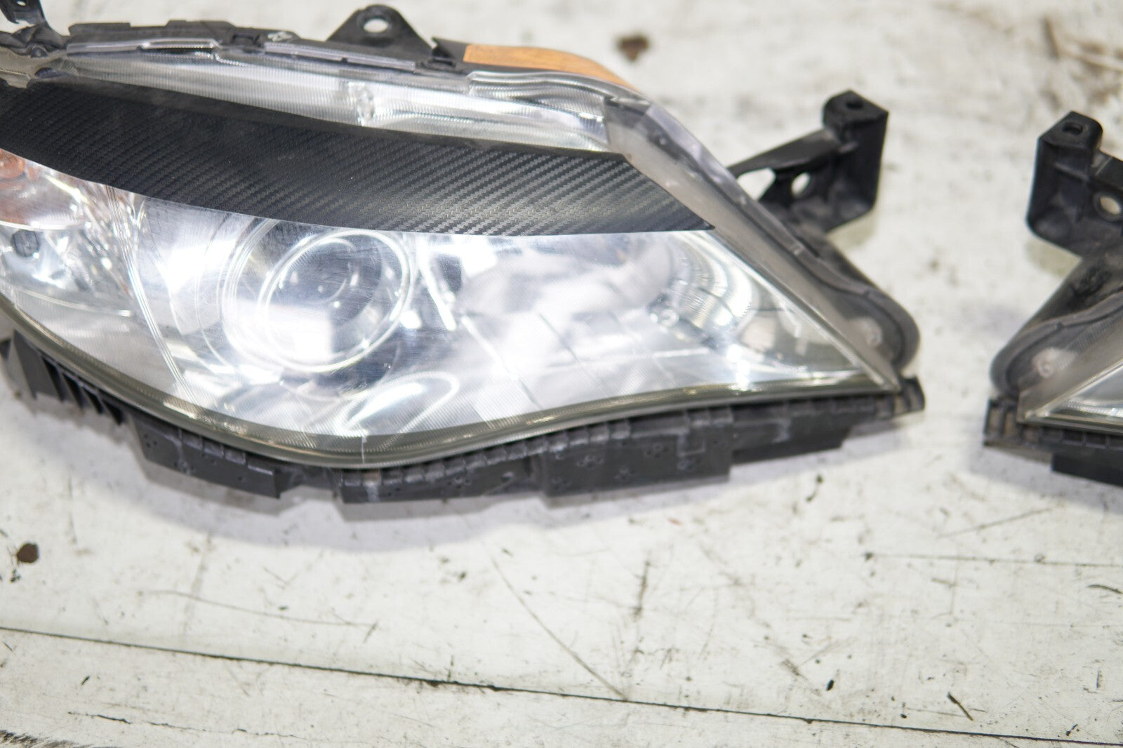JDM 2008-2014 SUBARU IMPREZA WRX OEM HEAD LIGHTS HEAD LAMPS Fits:IMPREZA