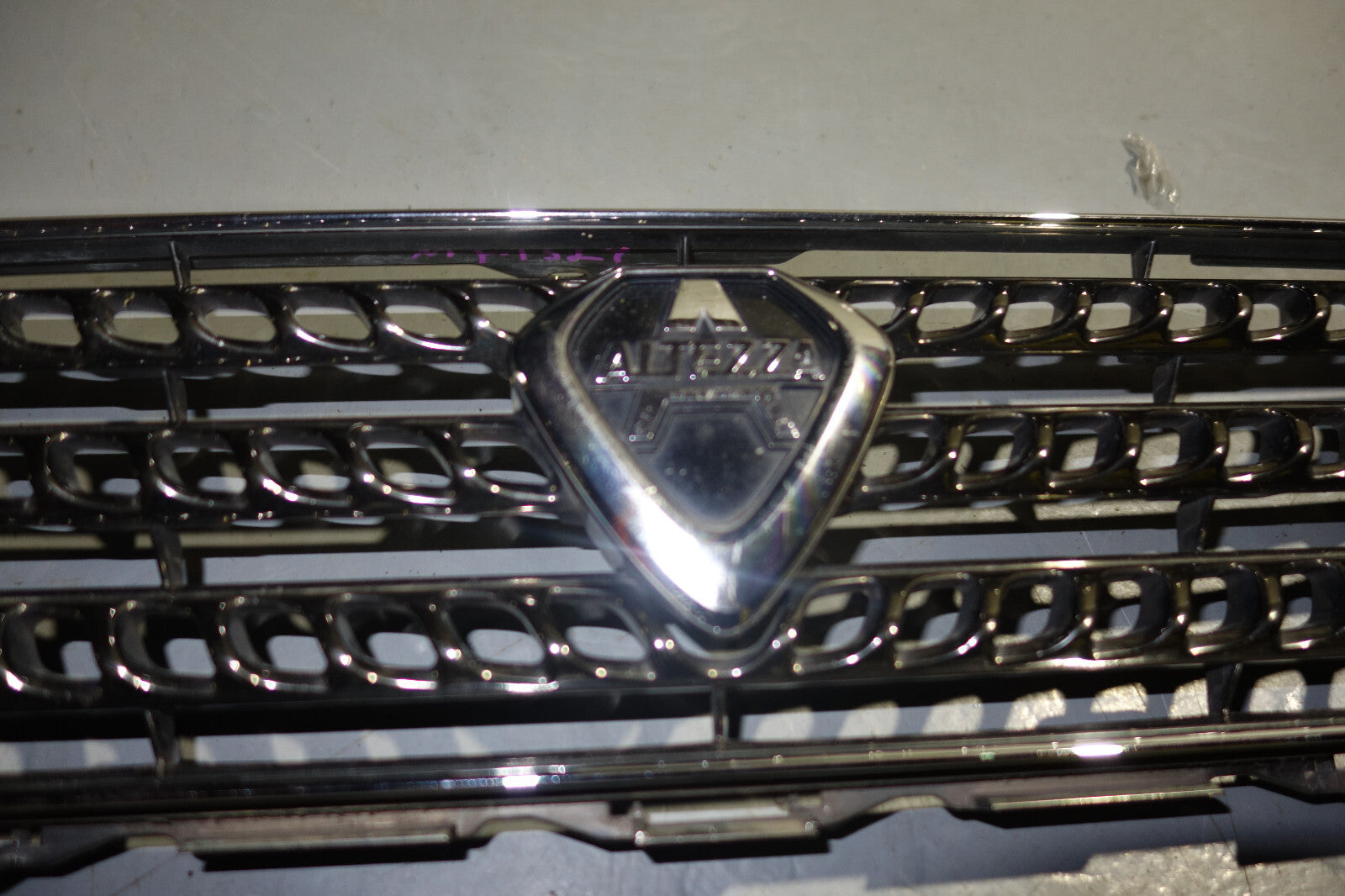 JDM Toyota Altezza Grille Lexus IS300  Grille OEM Japan 2001-2002-2003-2004-2005