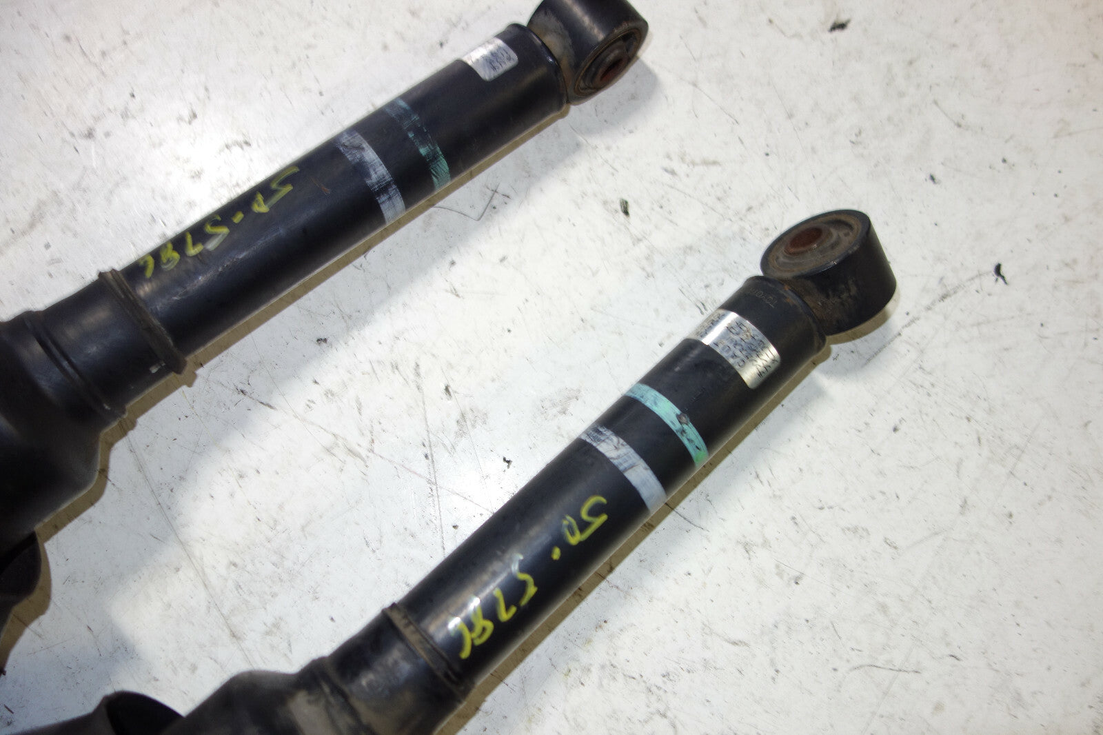 JDM Lexus LS430 Front Air Shock Strut Absorber Left & RIght 2004 2005 2006