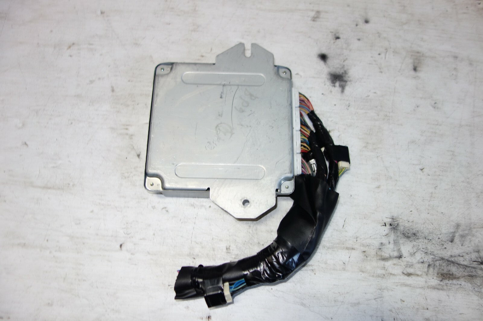 JDM SUBARU BP9 LEGACY OUTBACK EJ25 EJ253 2.5L ECU ECM 22611AH830 Engine Computer