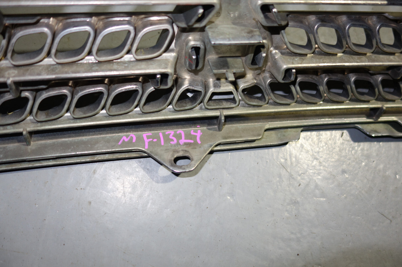 JDM Toyota Altezza Grille Lexus IS300  Grille OEM Japan 2001-2002-2003-2004-2005