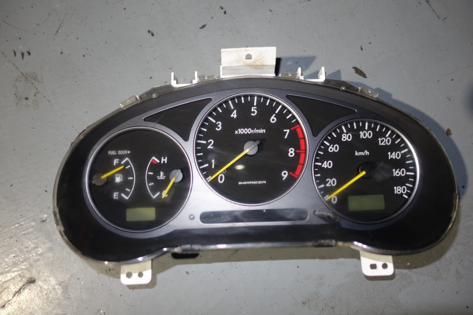 JDM 2002-2003 SUBARU IMPREZA WRX V7  MANUAL GAUGE CLUSTER  SPEEDOMETER