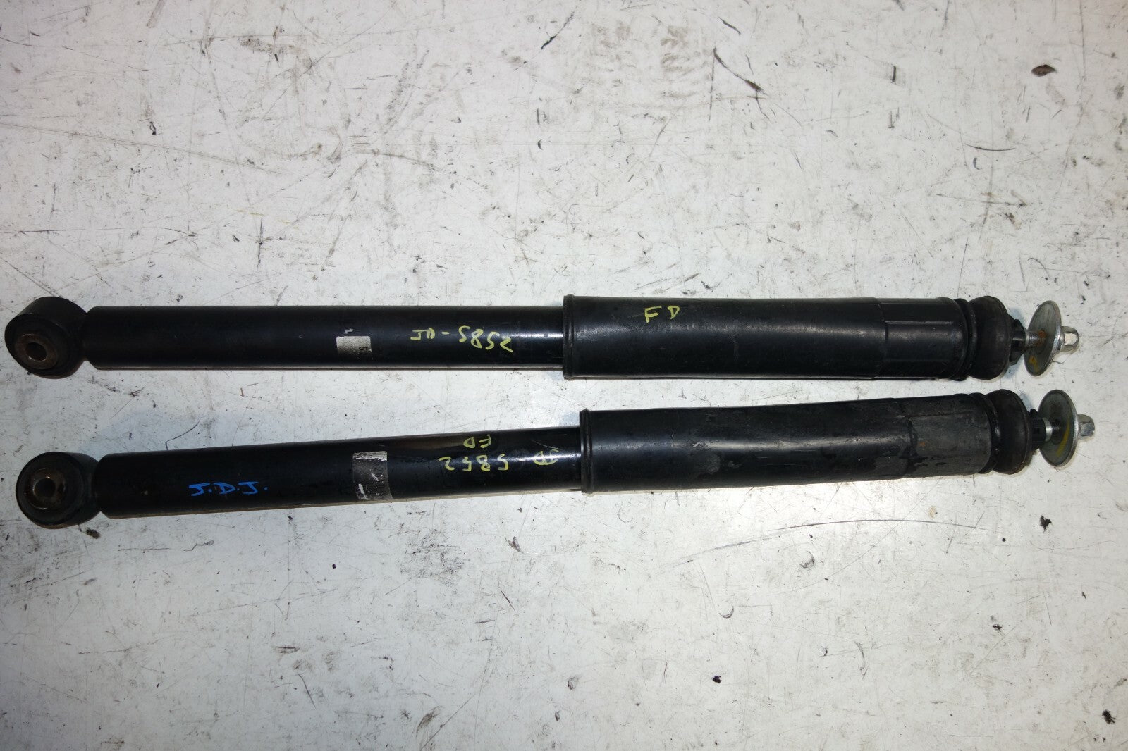 JDM Honda Civic FD1 Rear Strut / Shocks 2006 2007 2008 2009 2010 2011 Pair