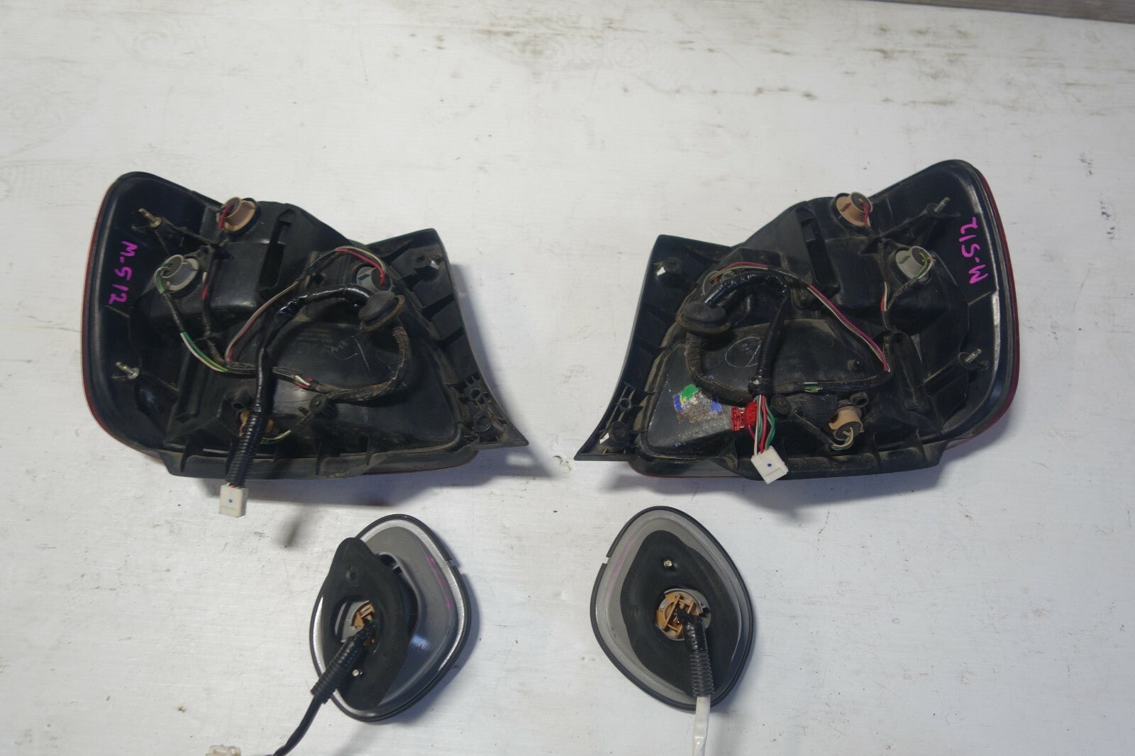 JDM 1998-2005 TOYOTA ARISTO LEXUS GS300  GS400 GS430 TAIL LIGHTS LAMP JZS161