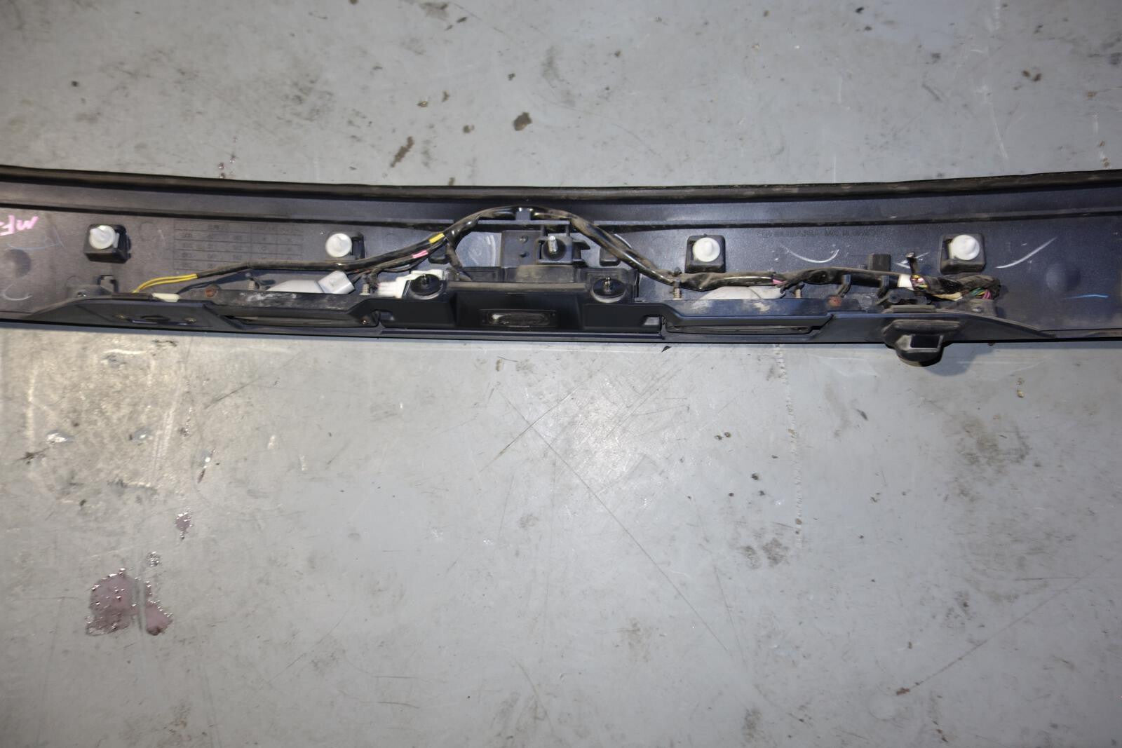JDM Subaru Forester Rear Garnish 2009 2010 2011 2012 2013 SH5 SH9 Center Garnish