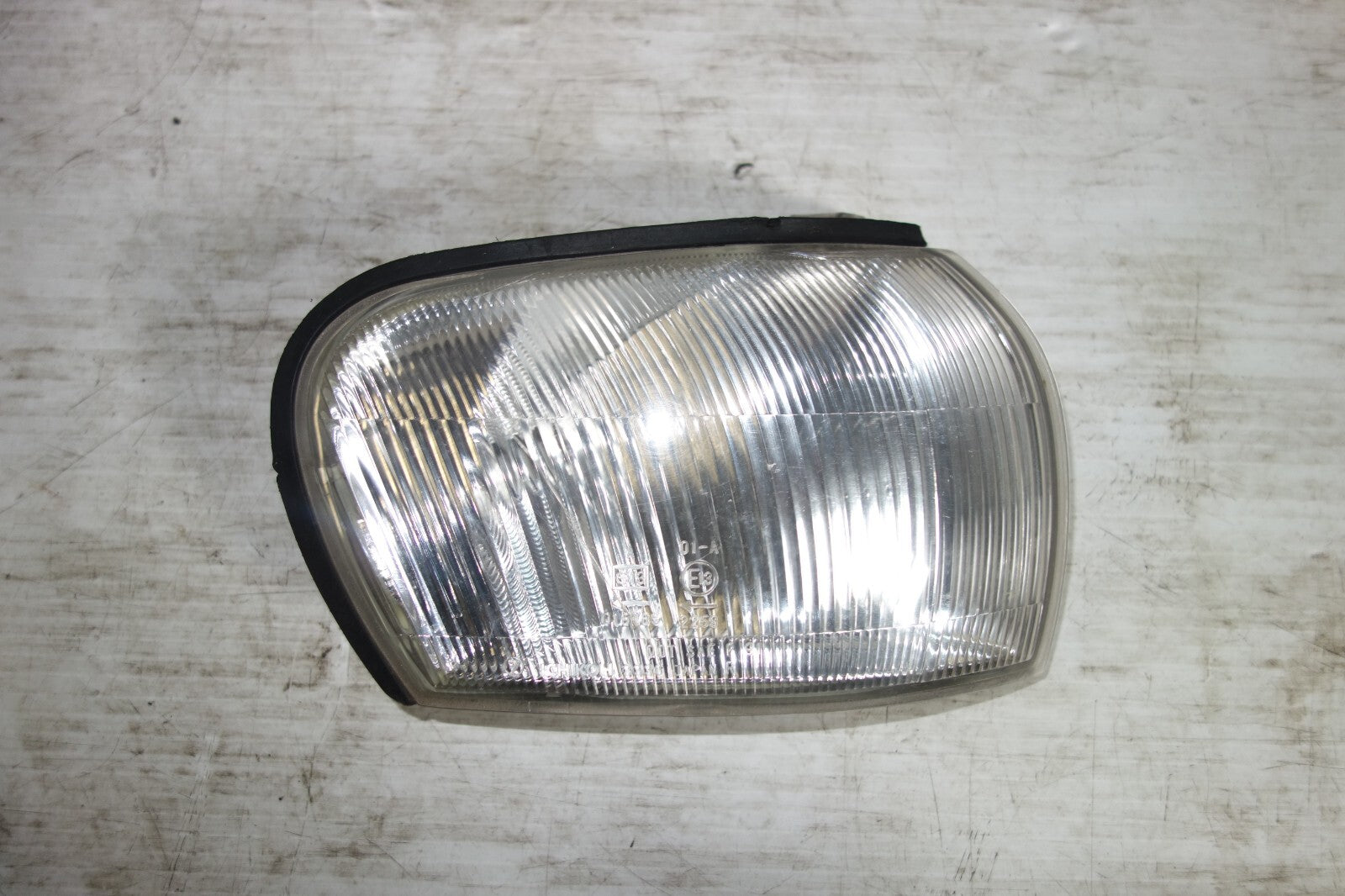 JDM 1993-2001 GENUINE SUBARU IMPREZA WRX GC8 OEM RIGHT SIDE CORNER LIGHT LAMP