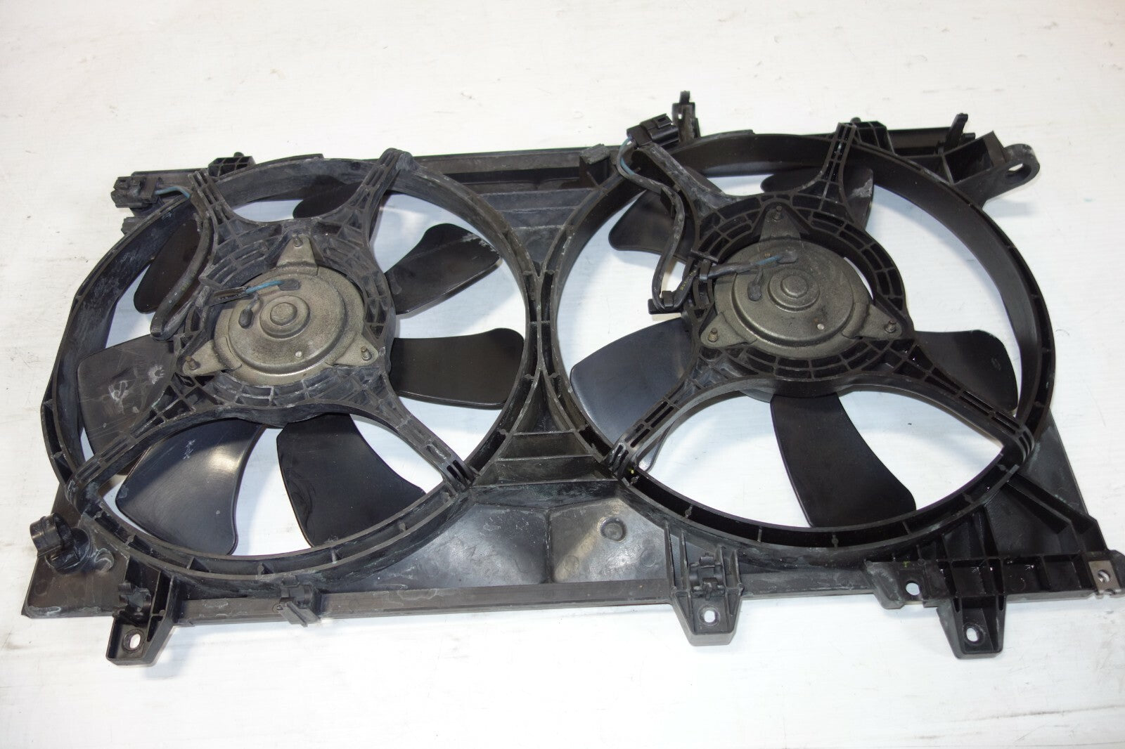 JDM Subaru Forester Radiator Fan Assembly SG5 SG9 2003-2008 OEM Genuine Rad Fan