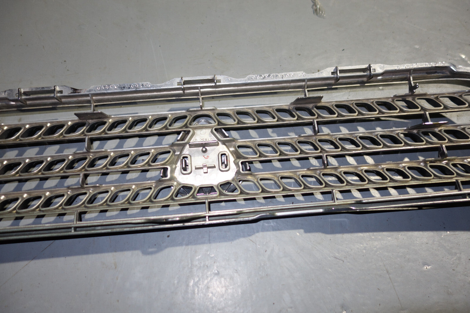 JDM Toyota Altezza Grille Lexus IS300  Grille OEM Japan 2001-2002-2003-2004-2005