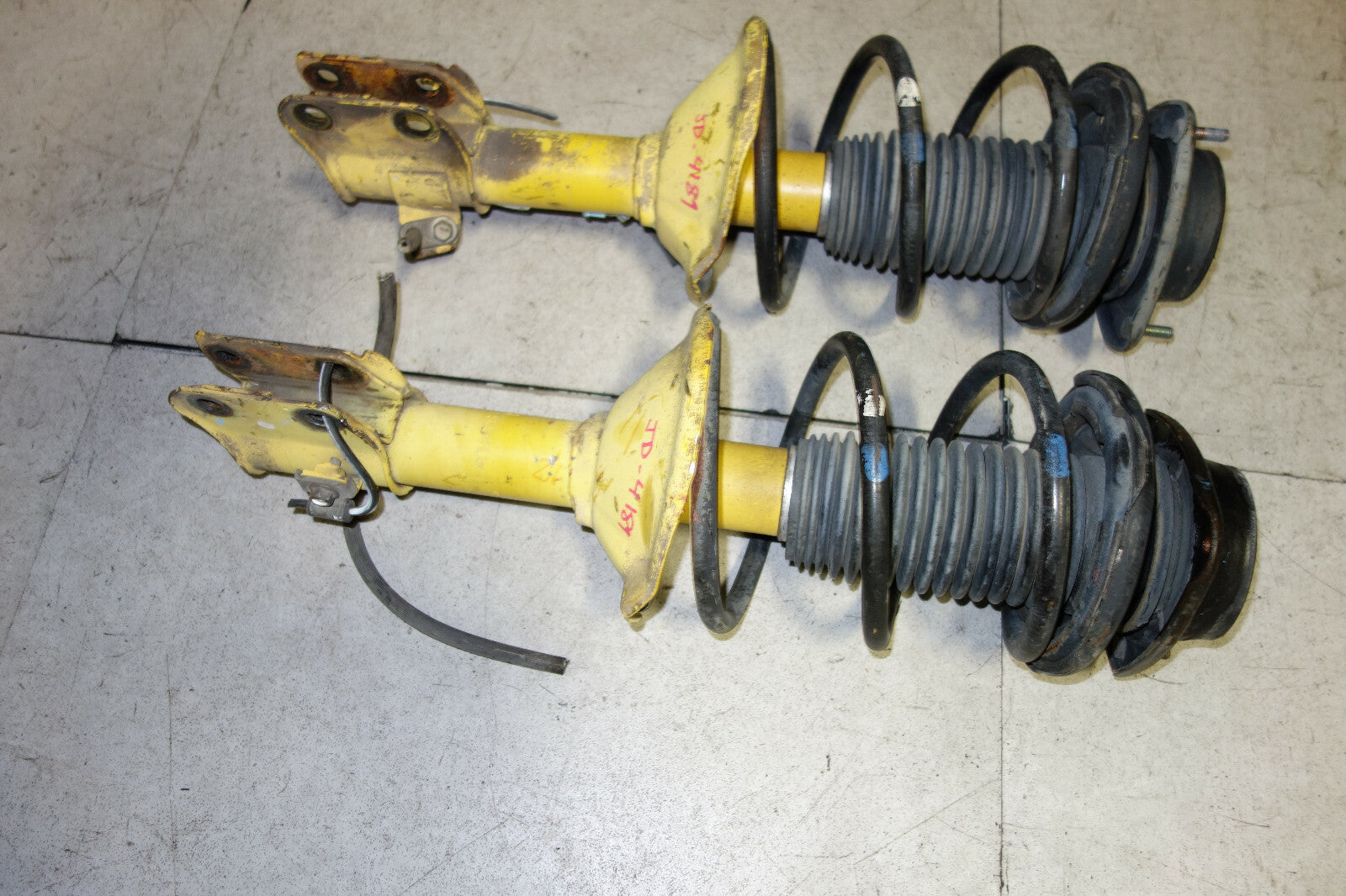 JDM Subaru Legacy Impreza WRX STi Forester Front Shocks Coil Spring Struts 90-04