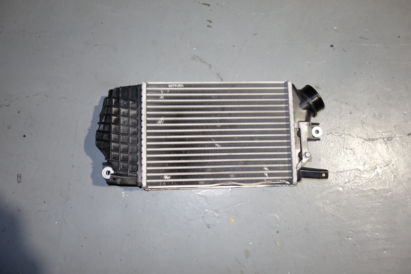 JDM 2014-2018 SUBARU FORESTER TURBO TOP MOUNT INTERCOOLER FA20 DOHC 2.0L