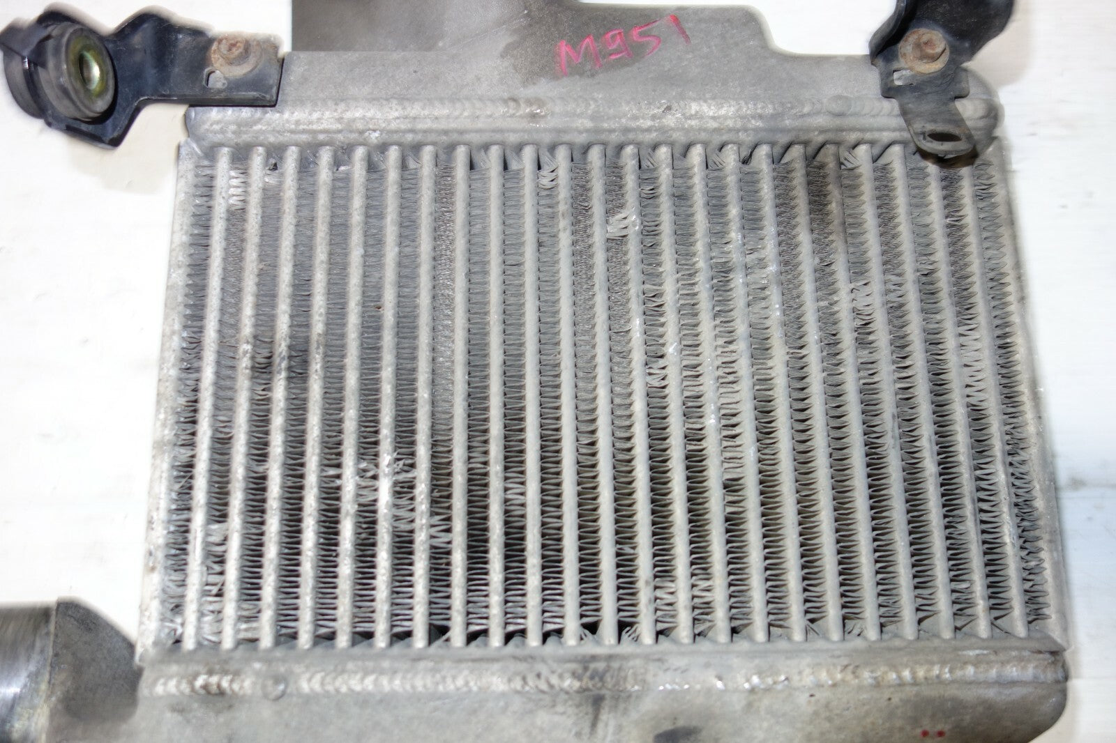 JDM 98-05 GENUINE TOYOTA ARISTO SIDE MOUND INTERCOOLER 2JZGTE TWIN TURBO JZS161