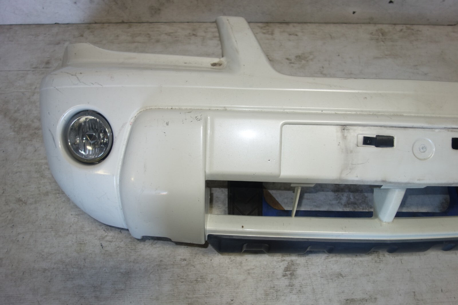 JDM Nissan X-Trail GT OEM Front Bumper Cover Fog Lights PNT30 2000-2006 #6618
