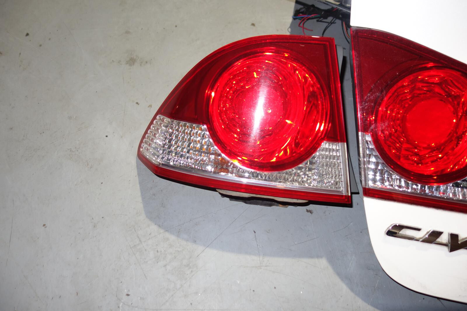 JDM Honda Civic  Acura CSX Trunk Lid Tail Light Trunk Lights Spoiler OEM 06-2011