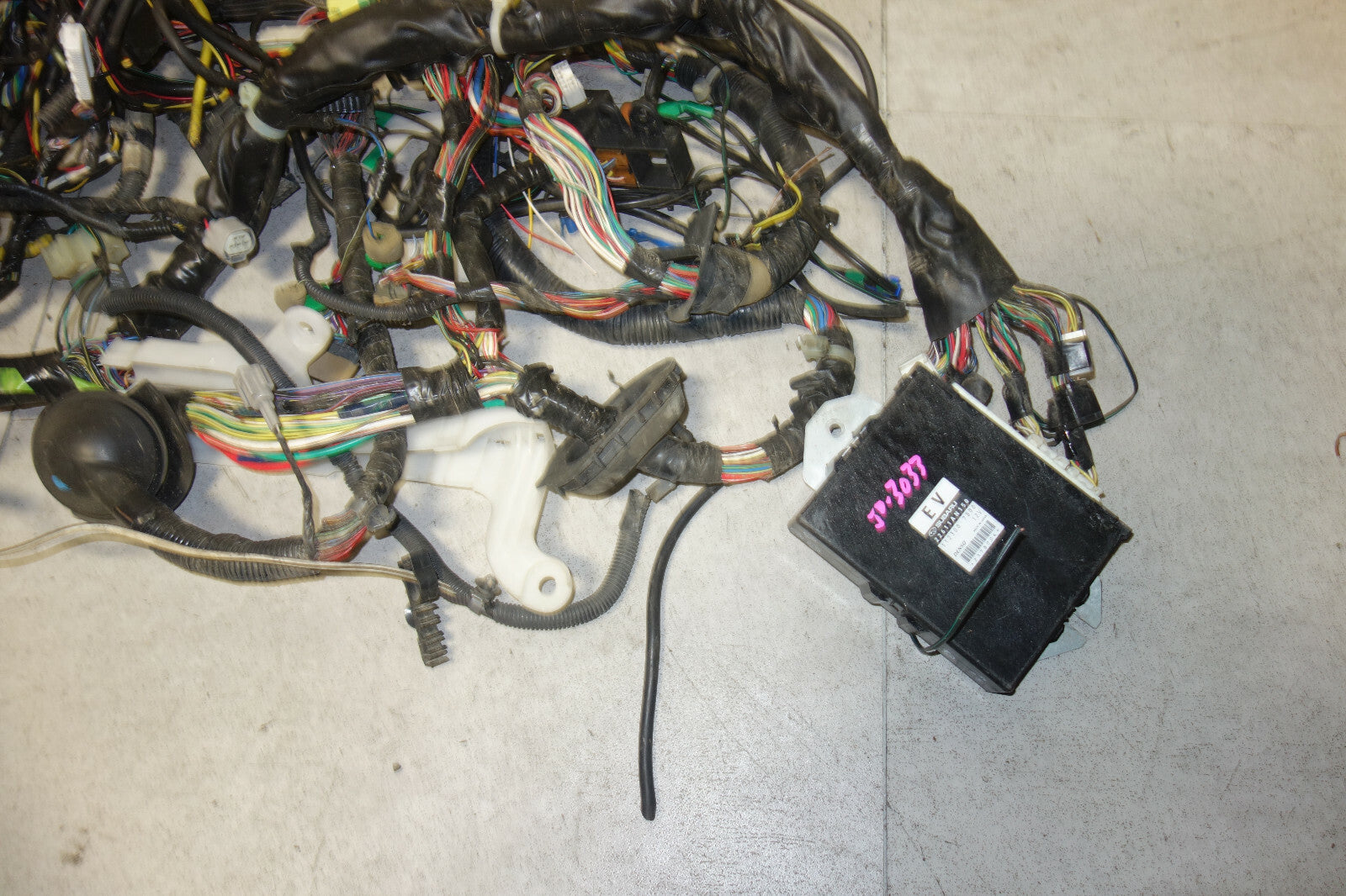 JDM Subaru Legacy EJ20 Turbo 6speed Computer Wire Harness Loom Wiring 22611AN150