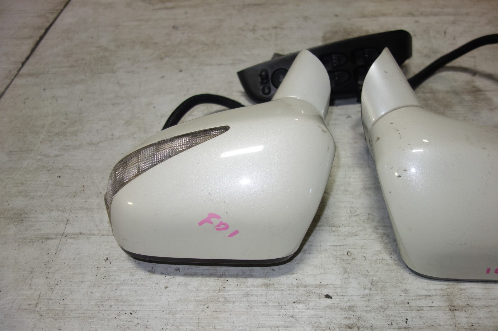 JDM Honda Civic FD1 / CSX Power Folding Mirrors & Switch OEM 2006-2011 FD2