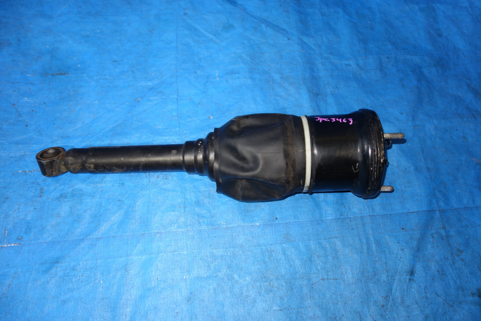 Lexus LS430 Front Right Passenger Side Air Shock Strut Absorber 2001-2003 JDM