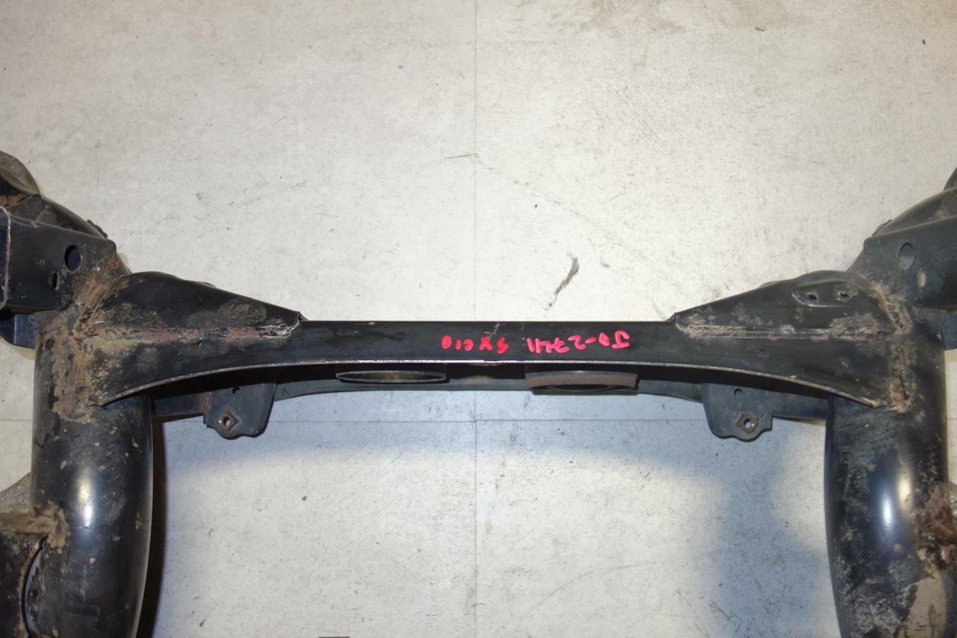 JDM Lexus is300 Rear Differential Subframe Cradle Crossmember Sub Frame 2001-05