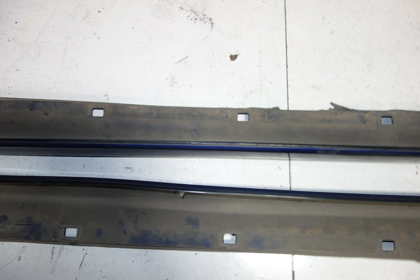 JDM Subaru Legacy B4 BE5 Side Skirts Rocker Panels Spats Valance 2000-2004 Sedan