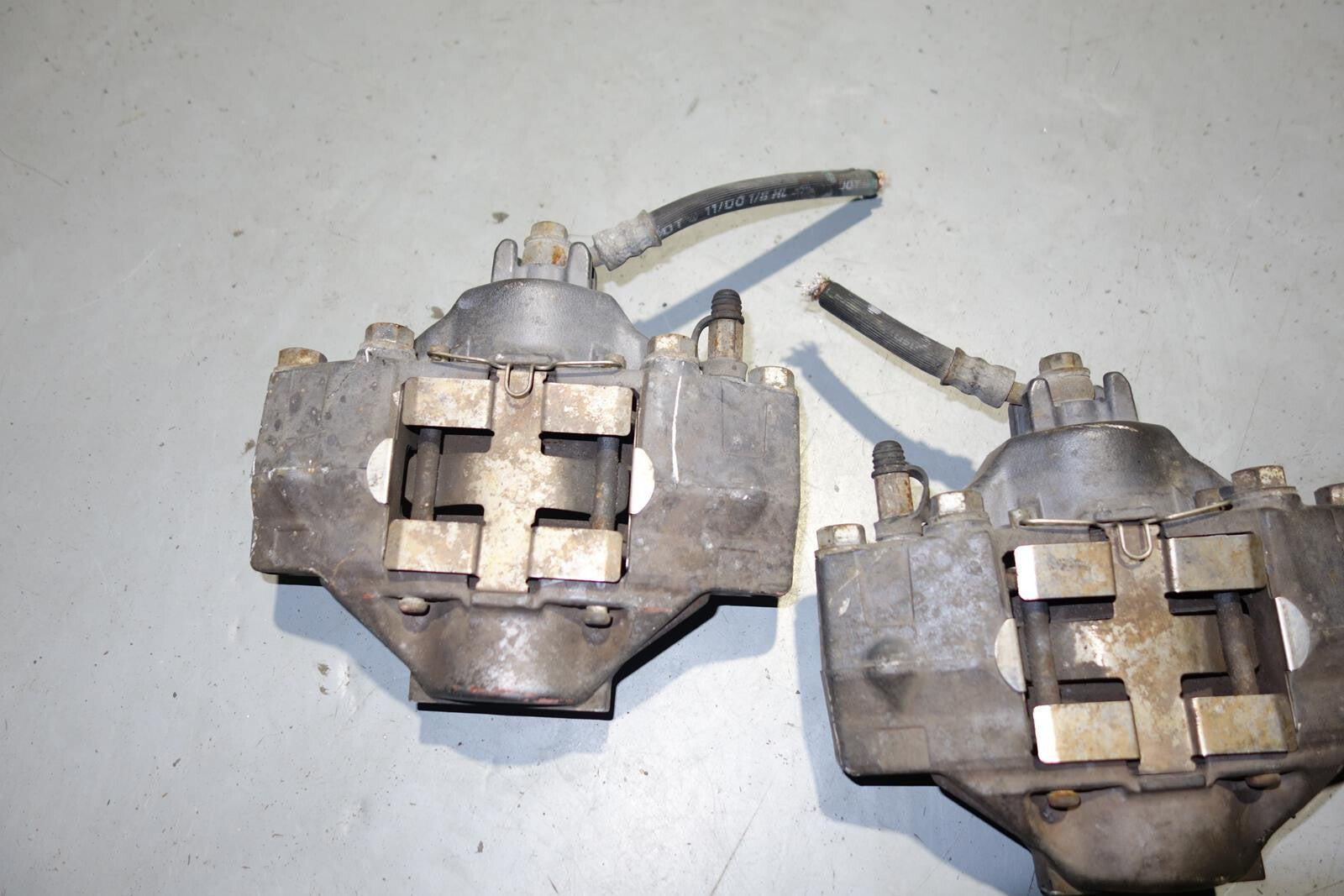 JDM Subaru Rear 2 Pots Piston Brake Calipers 2 Pot Impreza WRX Forester Legacy