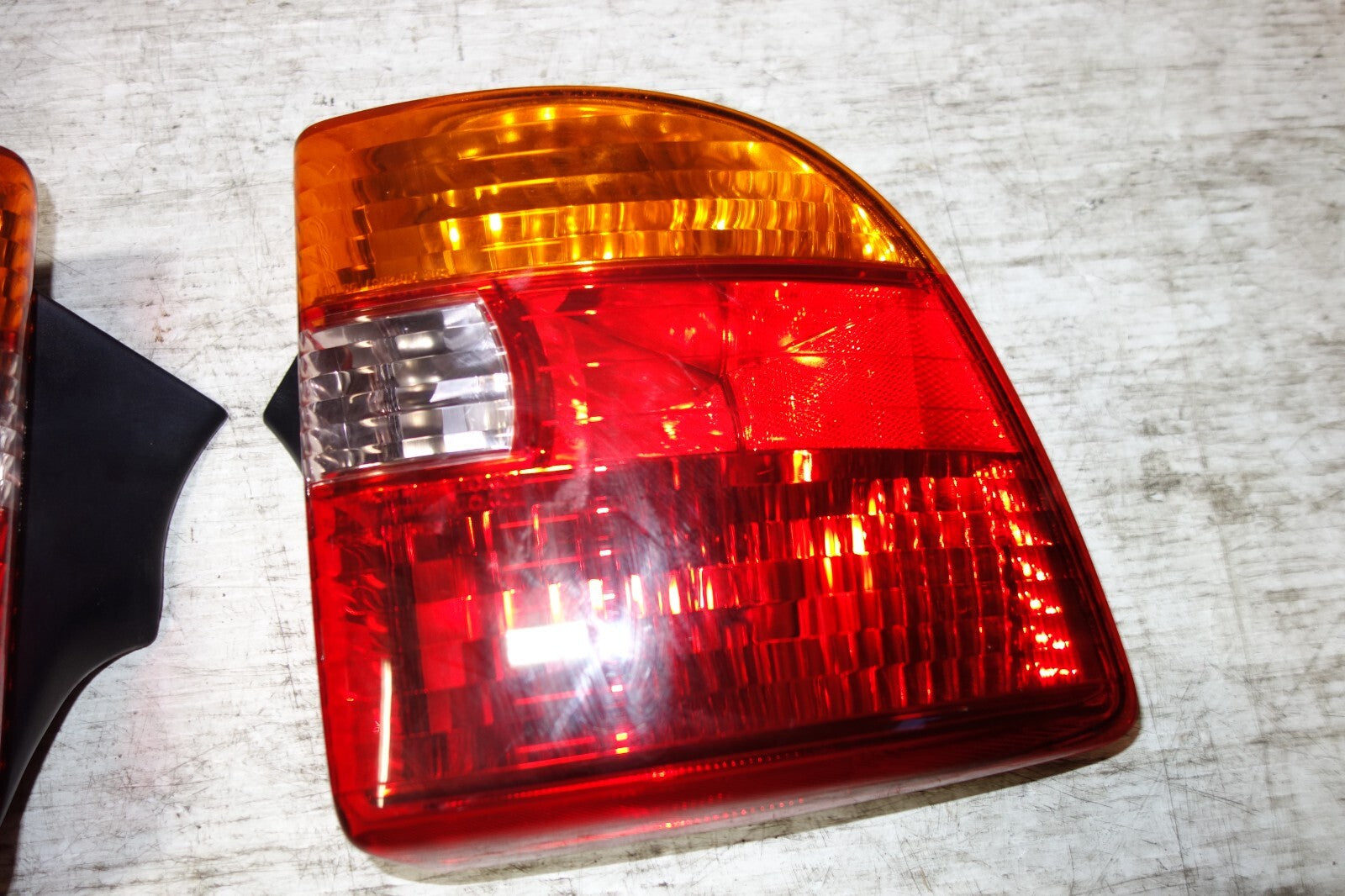 JDM TOYOTA CELICA OEM TAIL LIGHTS LH LR TAIL LAMP 2000-2001-2002-2003-2004-2005