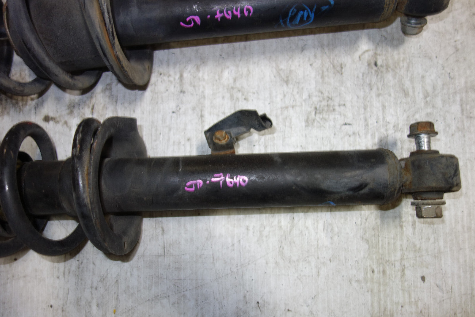 JDM Lexus is300 Altezza Front Shocks Struts Springs 2001-2005 SXE10 OEM