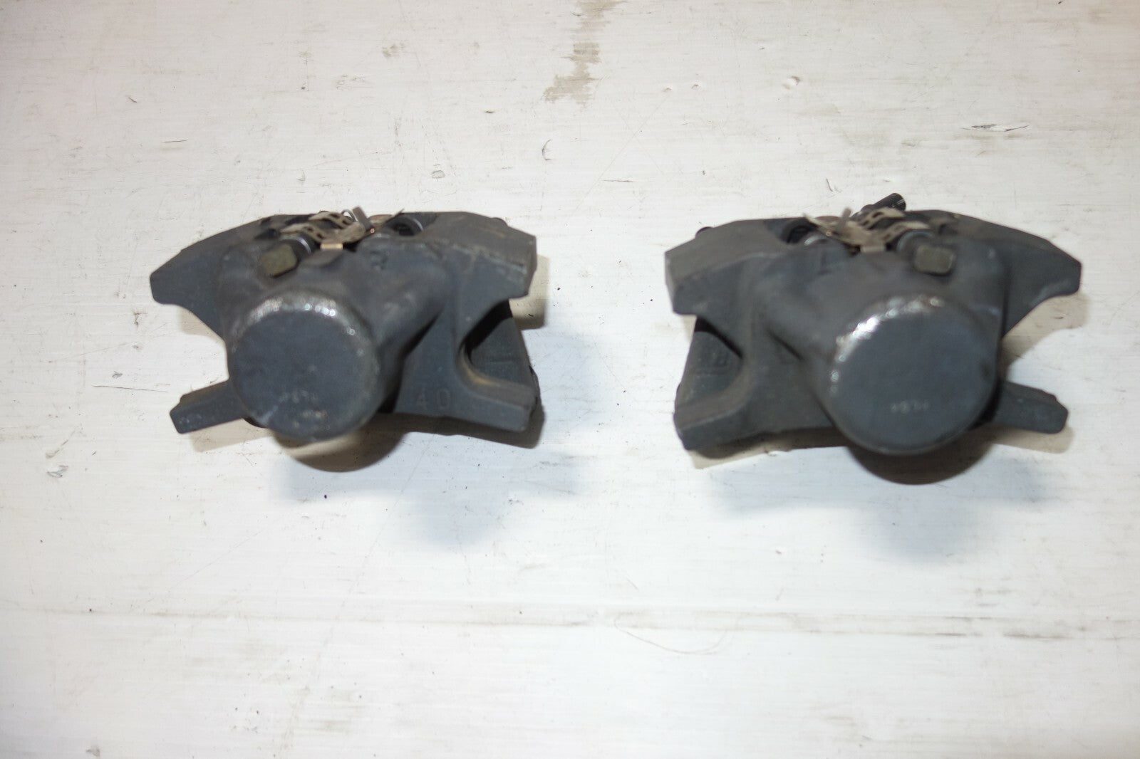 JDM 2001-2005 LEXUS IS300 GENUINE REAR BRAKE CALIPERS OEM LEFT & RIGHT SXE10