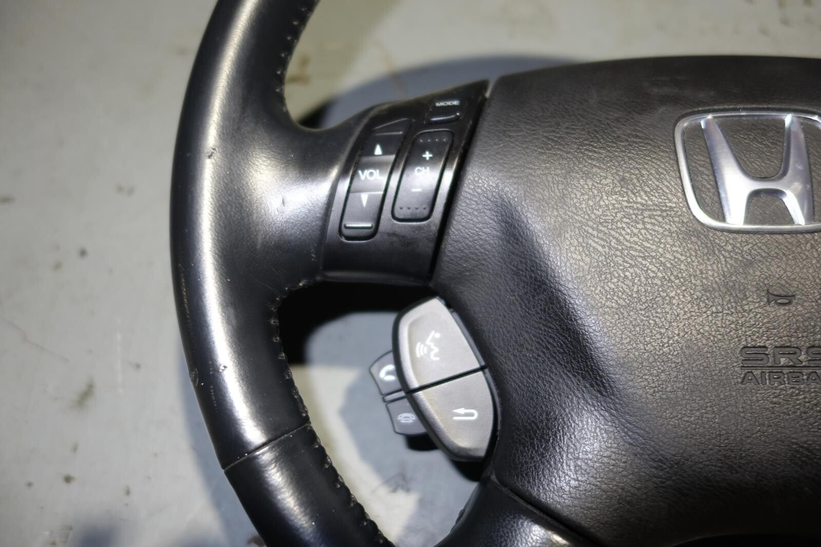 JDM 2003-2004-2005-2006-2007 Honda Inspire UC1 OEM Honda Accord Steering Wheel