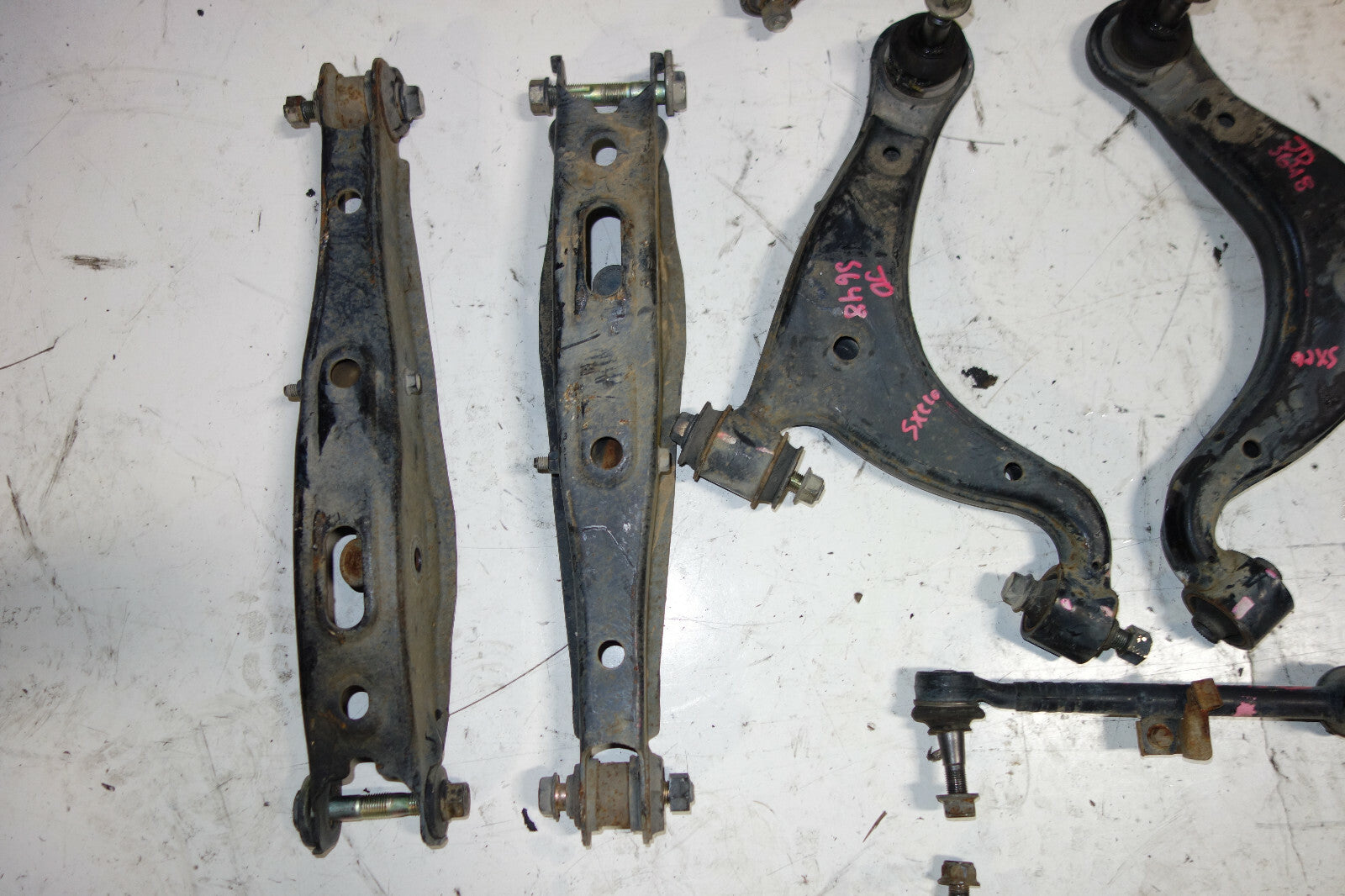 JDM Lexus IS300 / Altezza Rear Control Arms Suspension Set SXE10 OEM 2001-2005