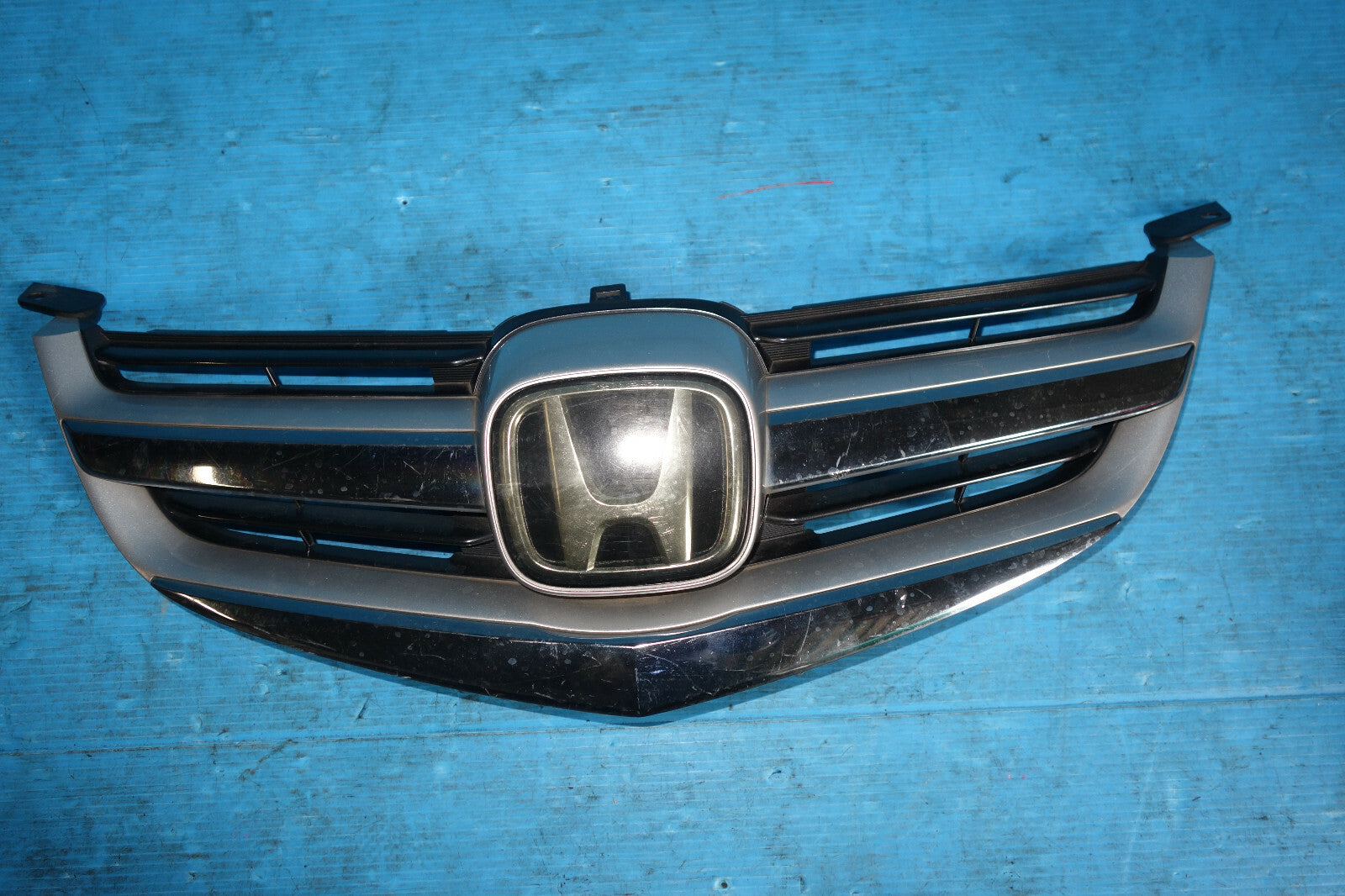 JDM Acura RL OEM Front Grille Grill Emblem Moulding 2005-2008 Honda #5749